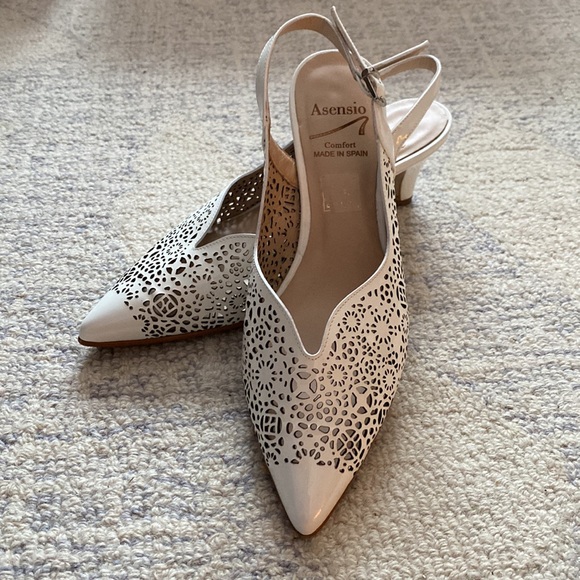 Vintage Kitten heel cutout patent leather - Picture 2 of 8